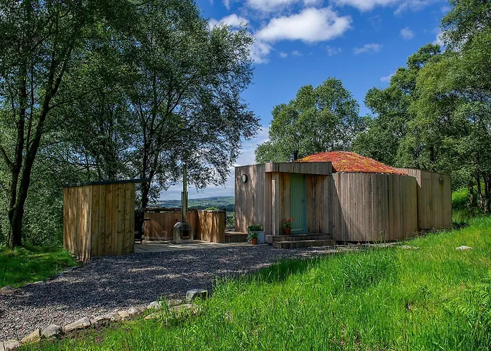 Craigmaddie Muir Roundhouse With Hot Tub Romantic, Luxury, Rural Stay For 2 Near Milngavie